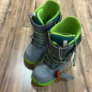 Burton Moto Snowboarding Boots